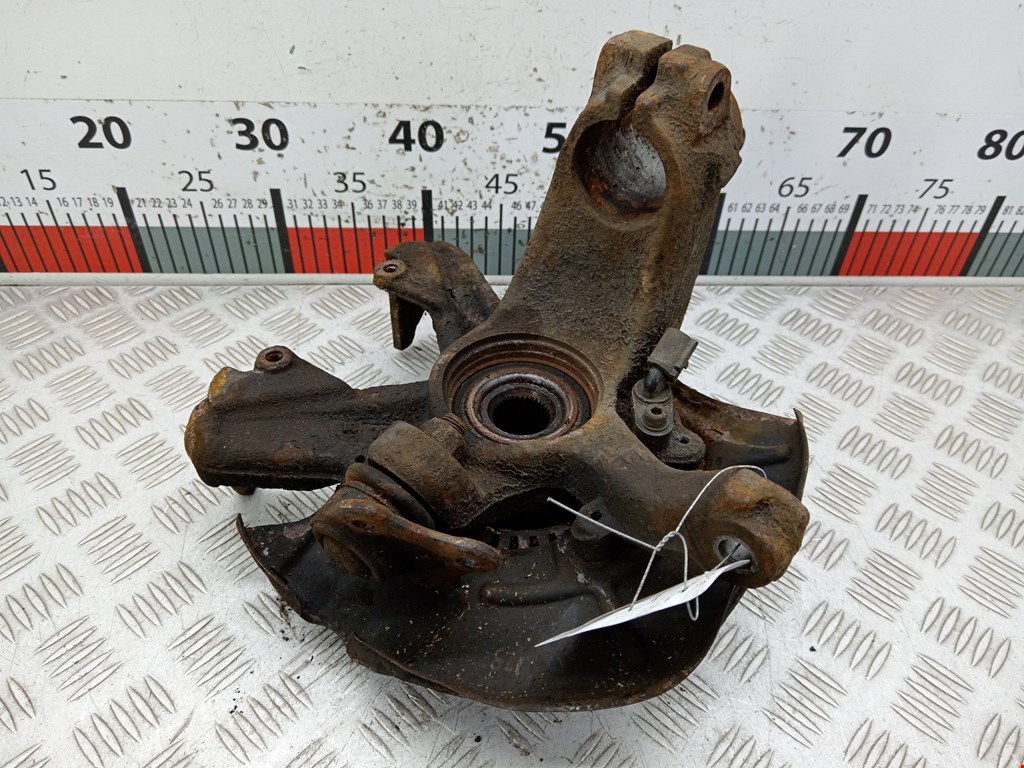 Ступица передняя правая VOLKSWAGEN Golf IV 1997-2003