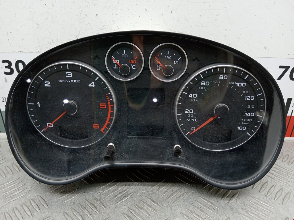 Панель приборов (щиток) AUDI A3 8P 2003-2013