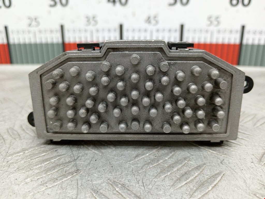 Резистор отопителя (сопротивление печки) AUDI A3 8P 2003-2013