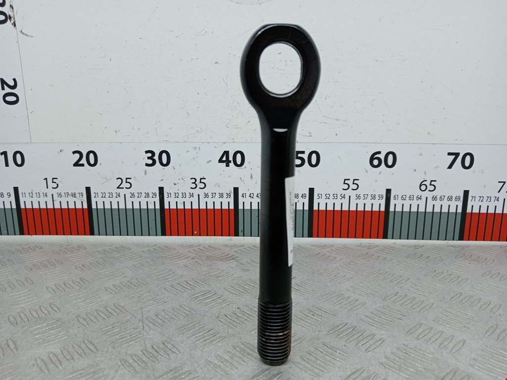 Крюк буксировочный KIA Carens 2006-2012