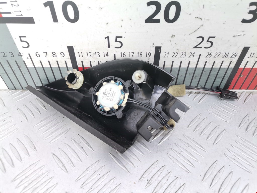 Динамик VOLKSWAGEN Passat B6 2005-2011