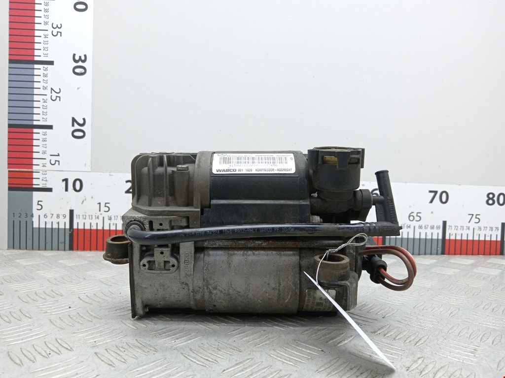 Компрессор пневмоподвески Mercedes S-Class (W220) (1998-2005)