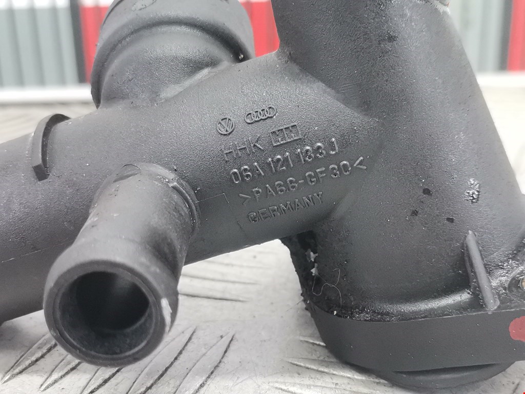 Тройник системы охлаждения SEAT Toledo 1998-2004