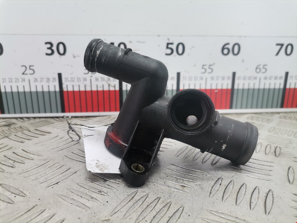 Тройник системы охлаждения SEAT Toledo 1998-2004