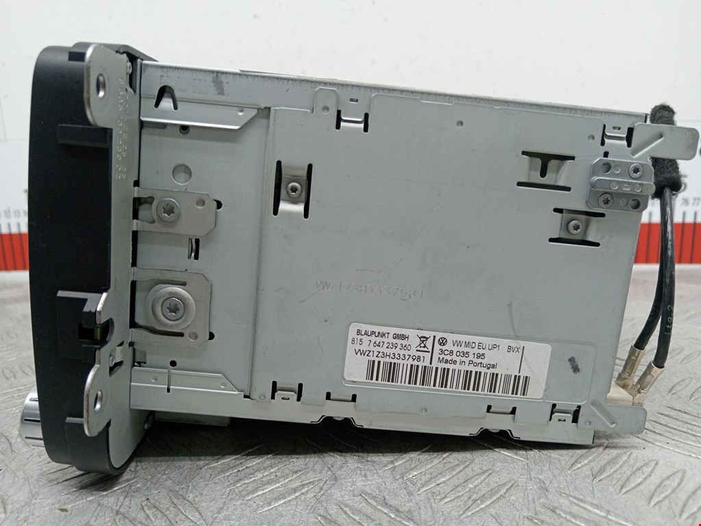 Магнитола VOLKSWAGEN Passat B6 2005-2011