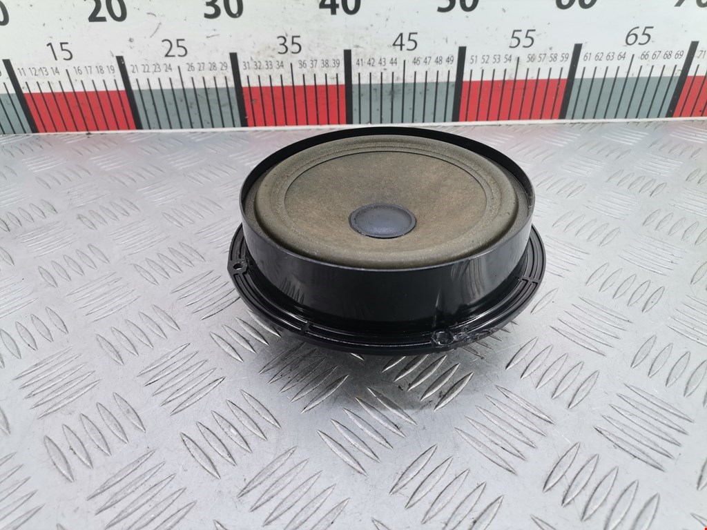 Динамик VOLKSWAGEN Passat B6 2005-2011