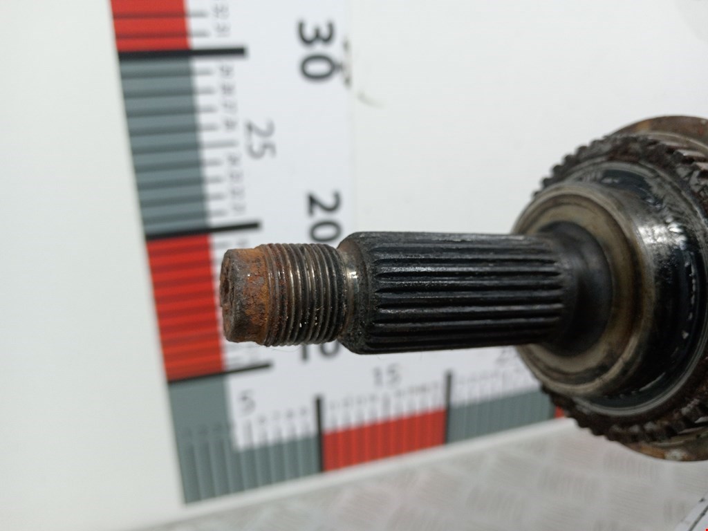 Полуось (привод, приводной вал) передняя правая SUBARU Forester I 1997-2002