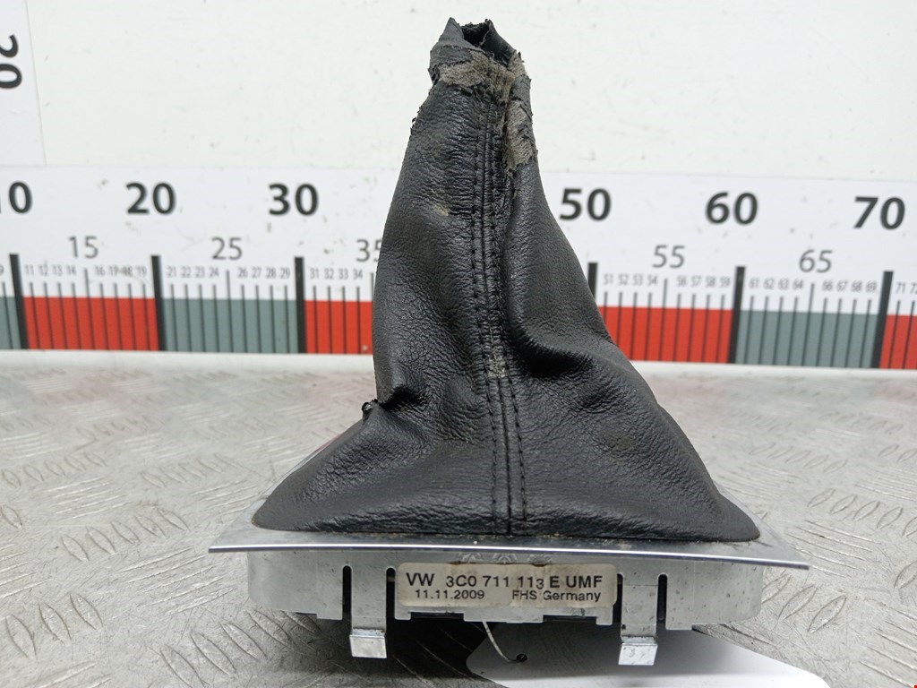 Чехол кулисы КПП VOLKSWAGEN Passat B6 2005-2011