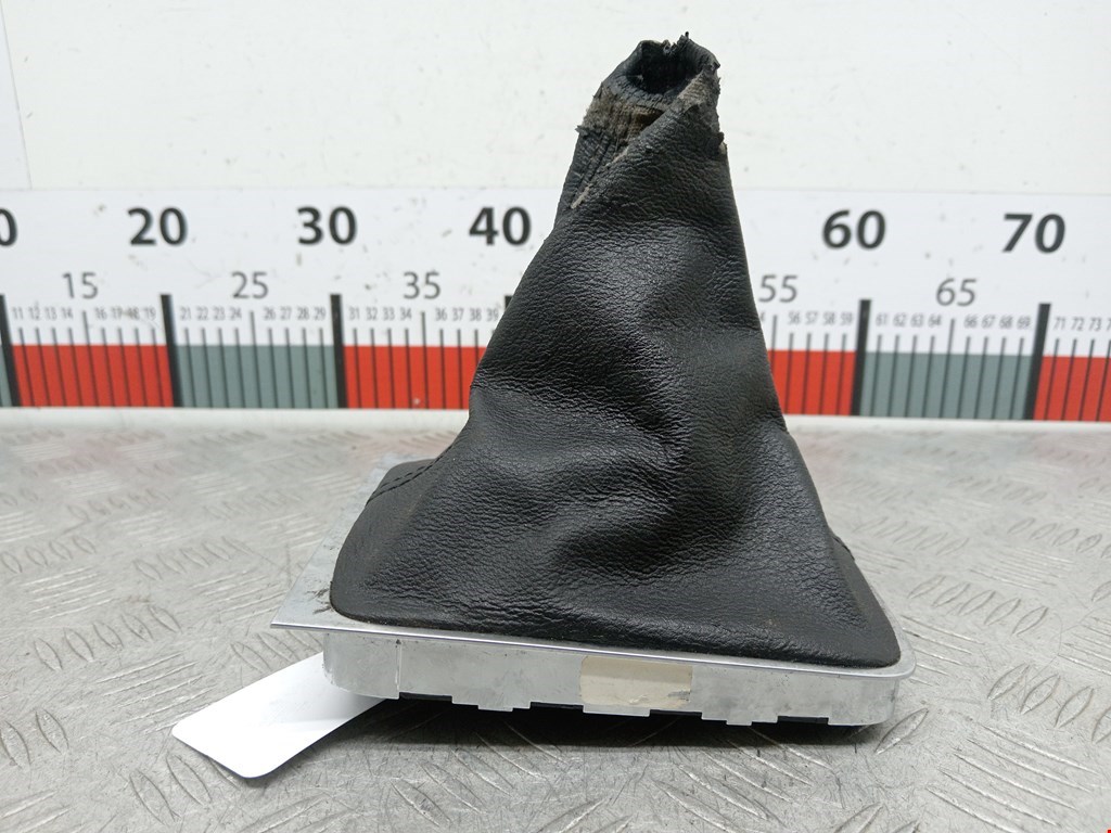 Чехол кулисы КПП VOLKSWAGEN Passat B6 2005-2011