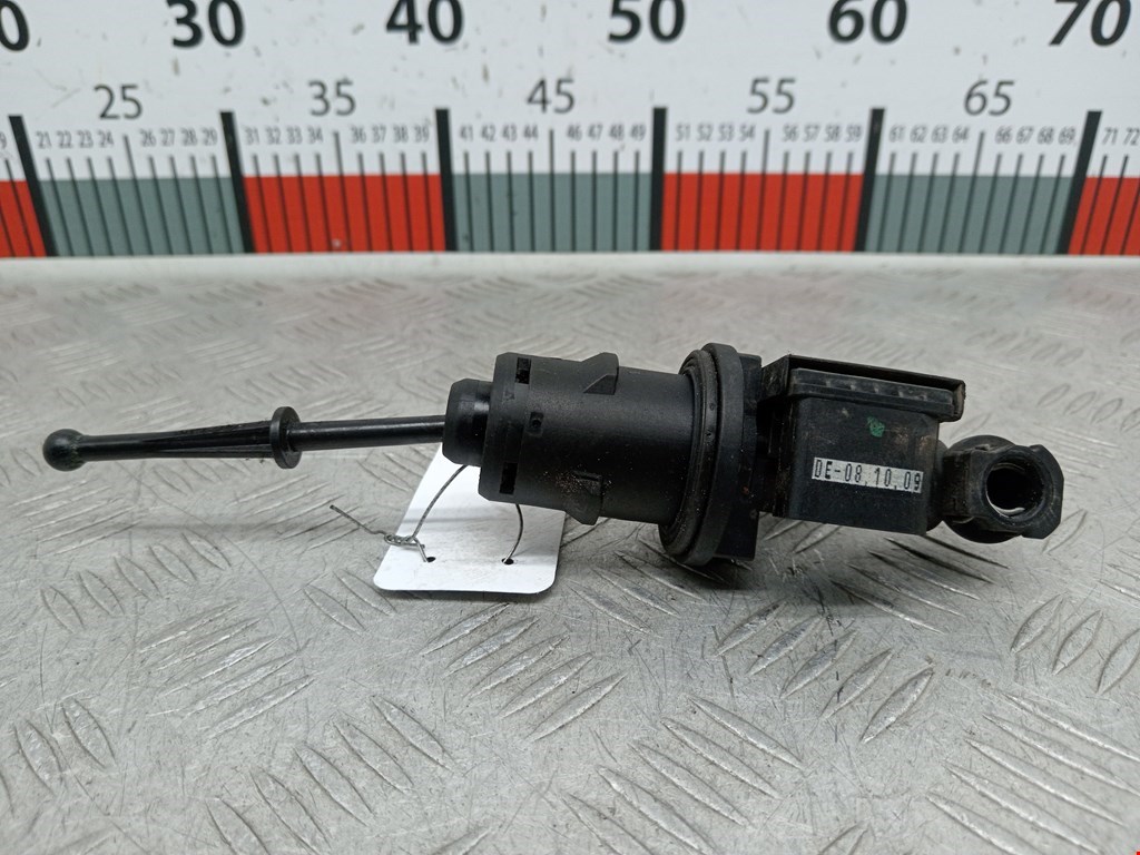 Цилиндр сцепления главный VOLKSWAGEN Passat B6 2005-2011