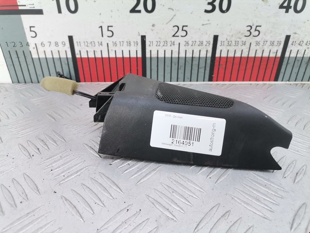 Динамик VOLKSWAGEN Passat B6 2005-2011