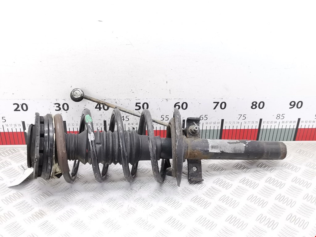 Стойка амортизатора переднего Renault Megane 2 (2002-2009)