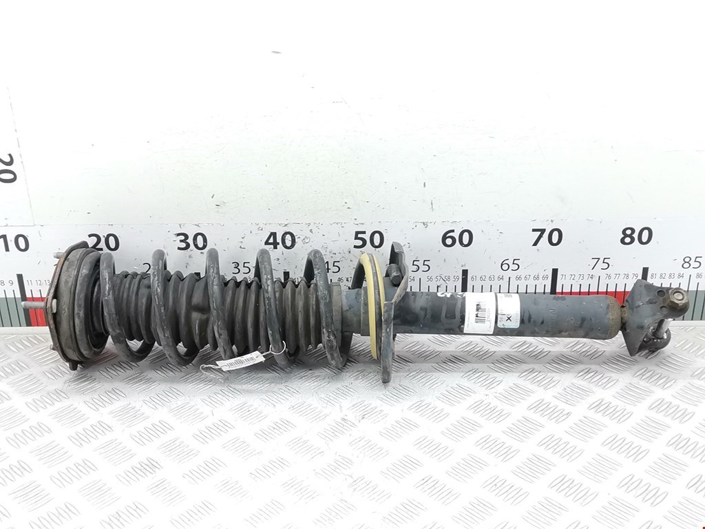 Амортизатор задний левый INFINITI Q50 2013-н.в.