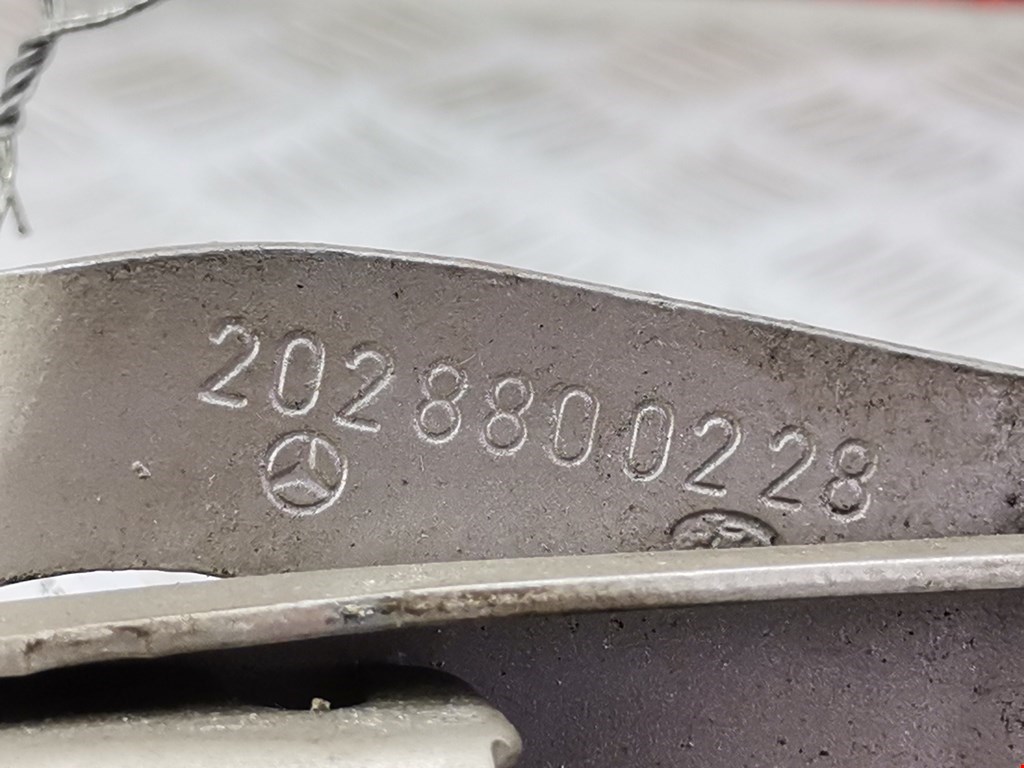 Петля капота левая/правая MERCEDES-BENZ C-Class C-klasse W202 1993-2000