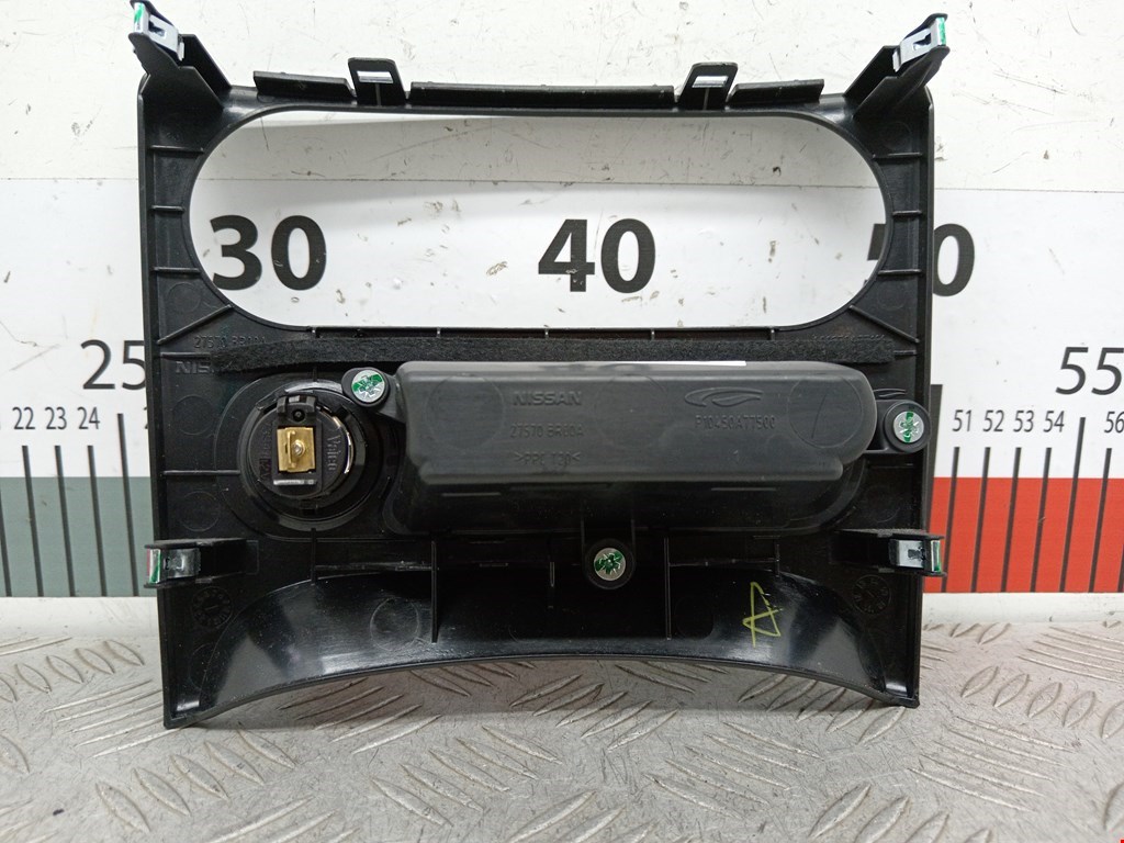 Накладка декоративная NISSAN Qashqai J10 2006-2013