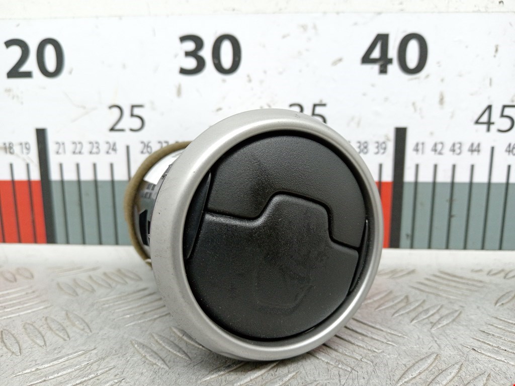 Дефлектор воздушный NISSAN Qashqai J10 2006-2013