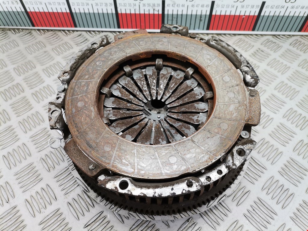 Маховик (демпфер сцепления) VOLVO V40 I 1995-2004