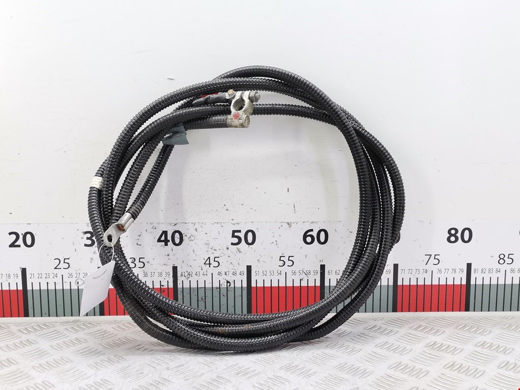 Клемма аккумулятора (плюс) + MERCEDES-BENZ C-Class C-klasse W202 1993-2000