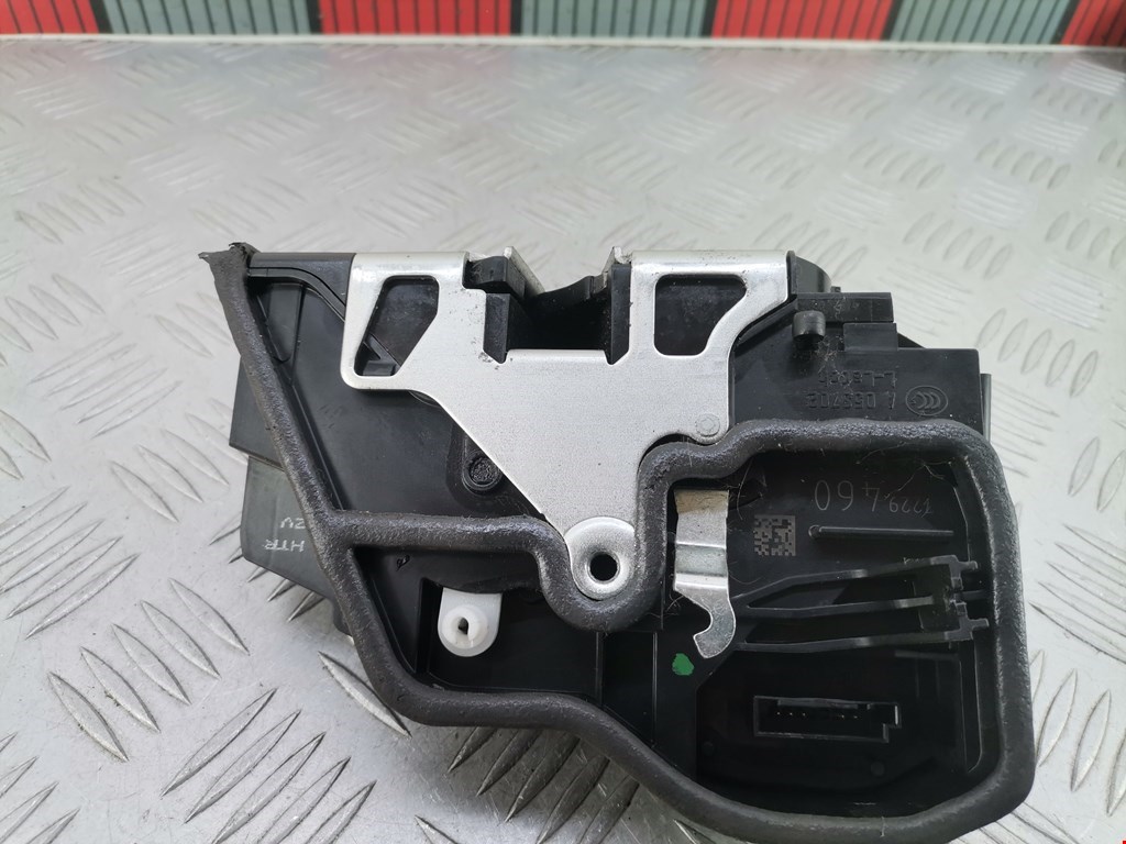Замок двери задней правой BMW X5 E70 2007-2013