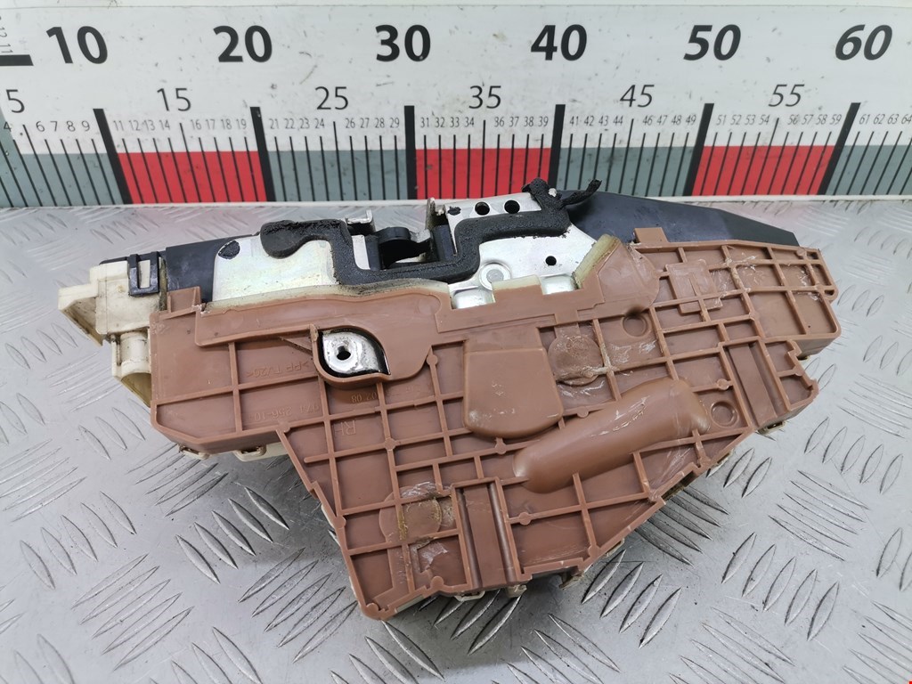 Замок двери передней правой MERCEDES-BENZ CL-Class C216 2007-2014