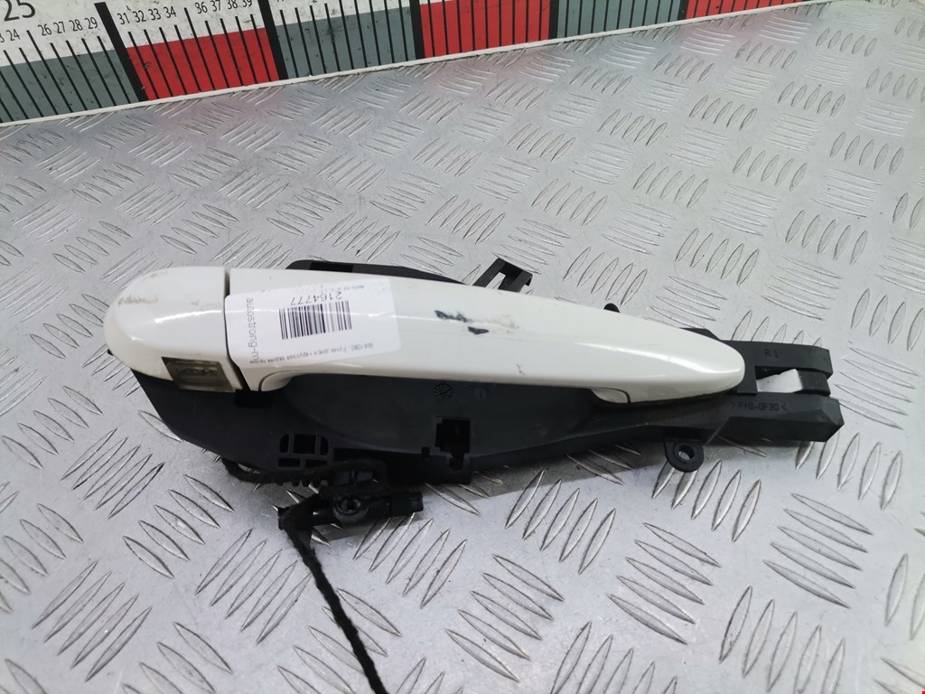 Ручка двери задней наружная правая BMW X5 E70 2007-2013