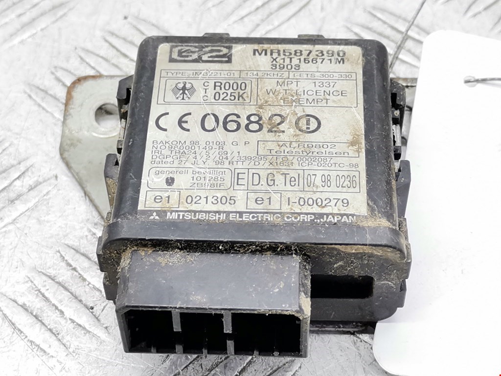 Иммобилайзер MITSUBISHI L200 K6,K7 1996-2006