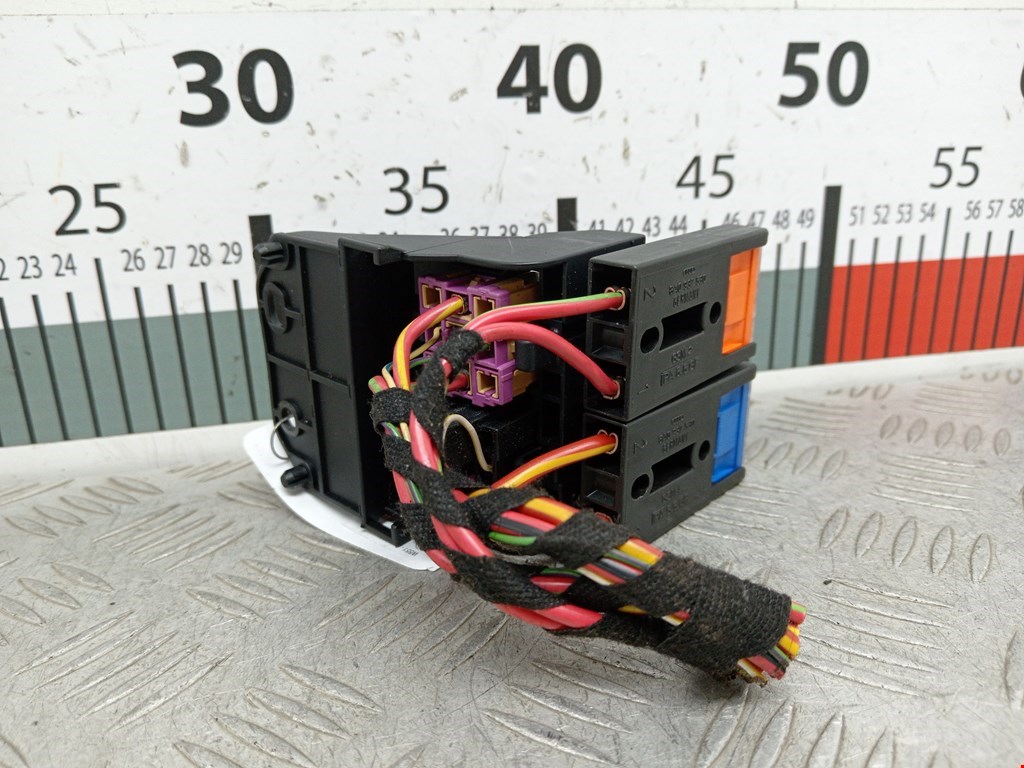 Блок реле AUDI A6 C6 2004-2010