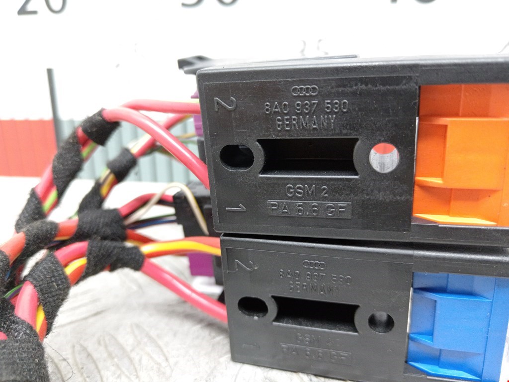 Блок реле AUDI A6 C6 2004-2010