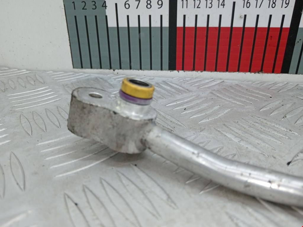 Трубка кондиционера BMW 3er E90/E91 2005-2012