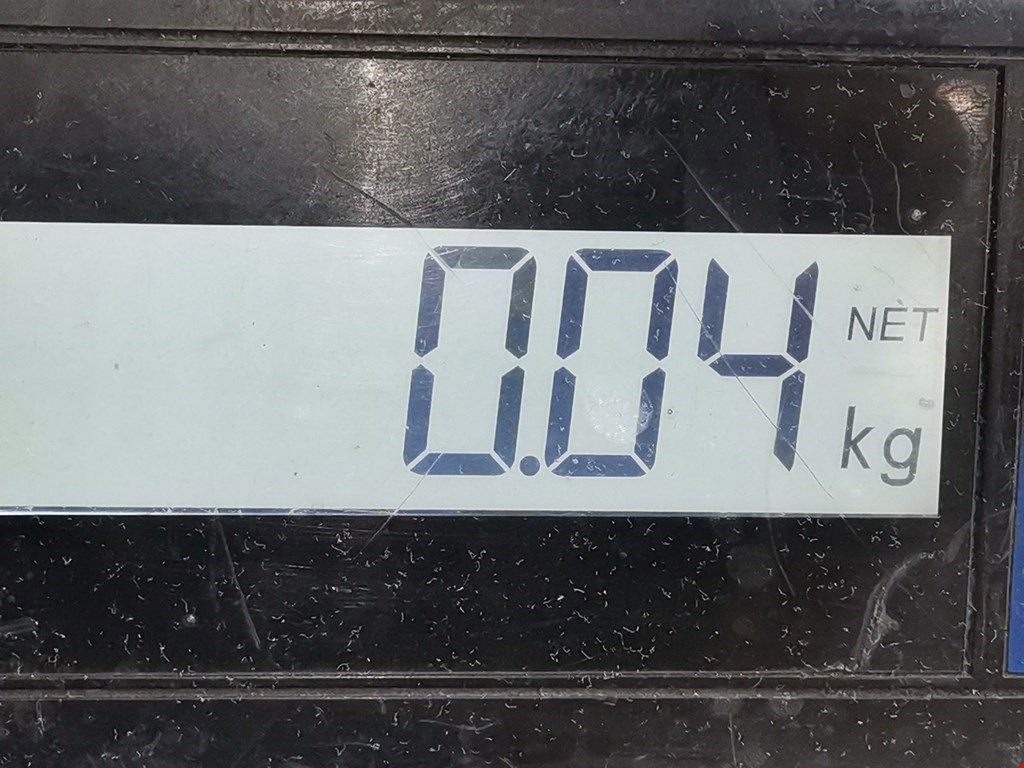 Кронштейн переднего бампера правый VOLKSWAGEN Passat B6 2005-2011