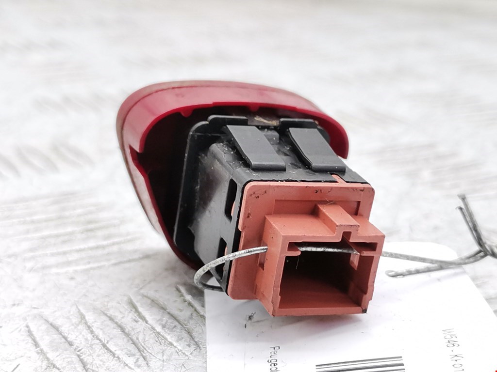 Кнопка аварийной сигнализации (аварийки) PEUGEOT Expert II 2007-2016