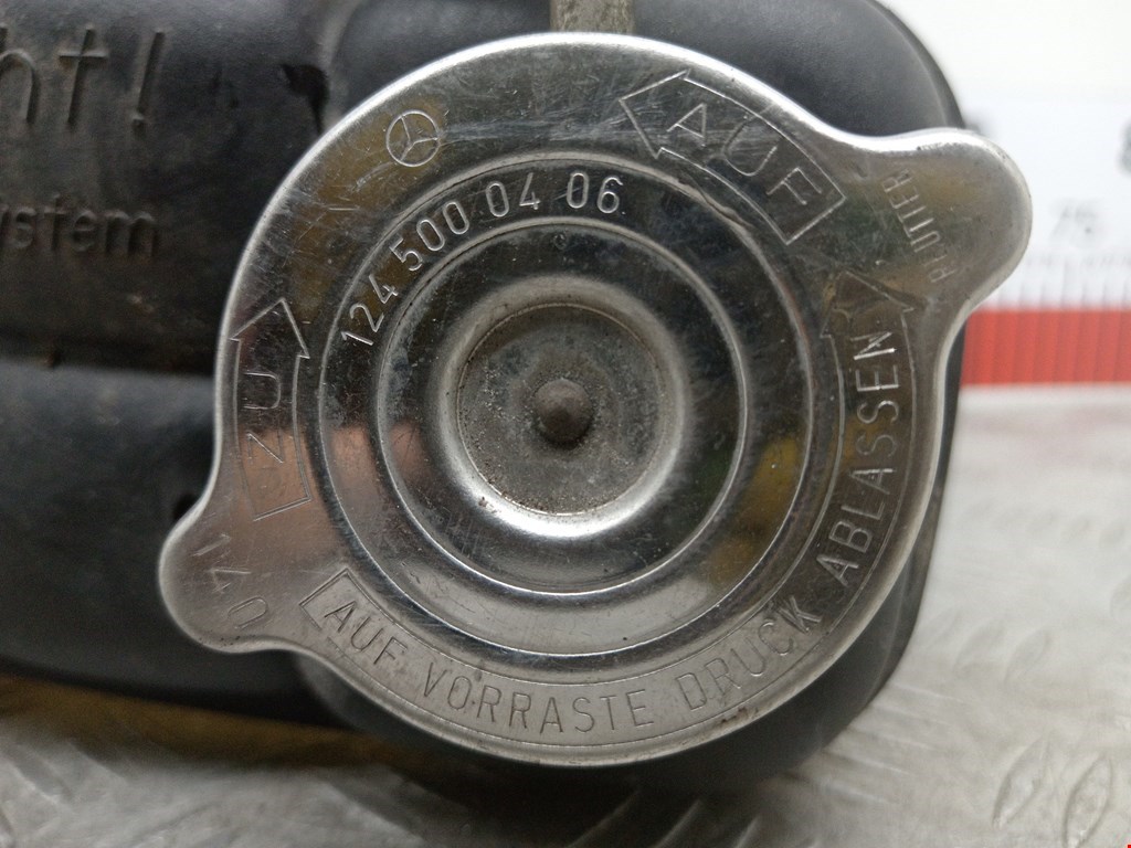 Бачок расширительный MERCEDES-BENZ C-Class C-klasse W202 1993-2000