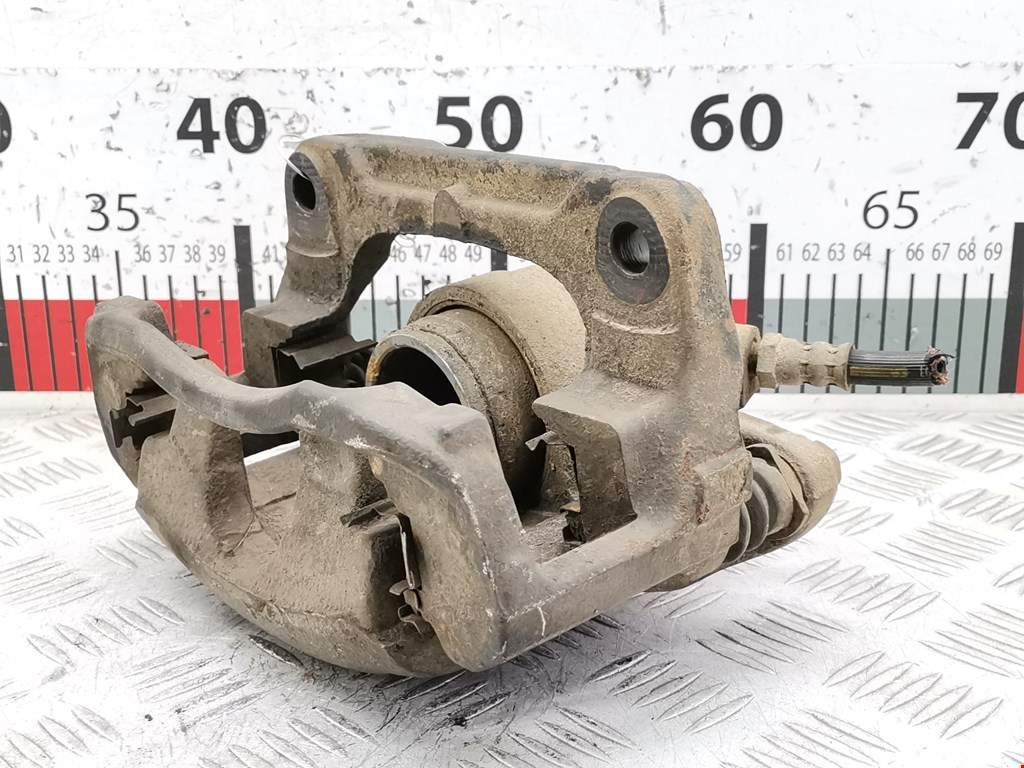 Суппорт передний правый RENAULT Scenic II 2003-2010