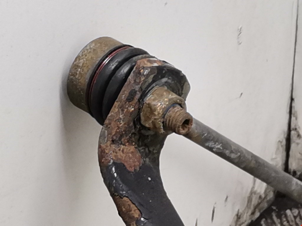 Стабилизатор передний (поперечной устойчивости подвески) VOLVO XC70 I 2000-2007