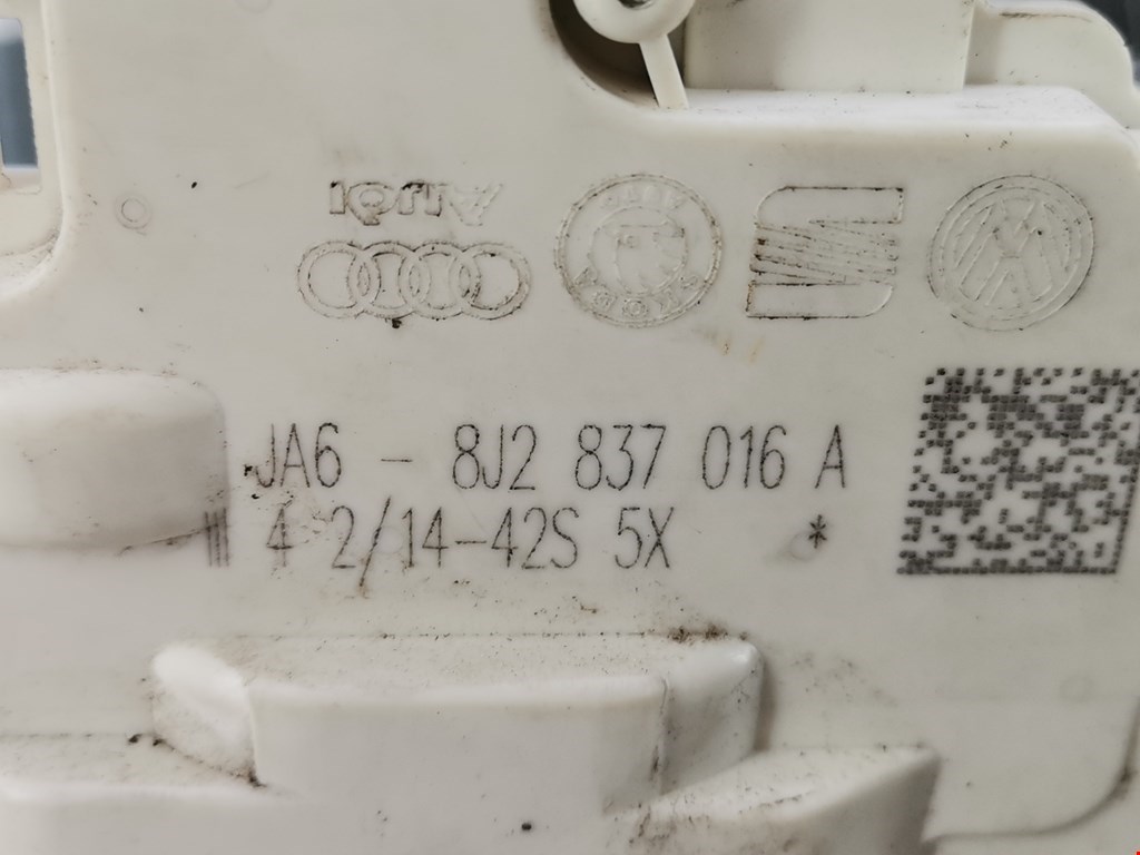 Замок двери передней правой AUDI A4 B8 2007-2015