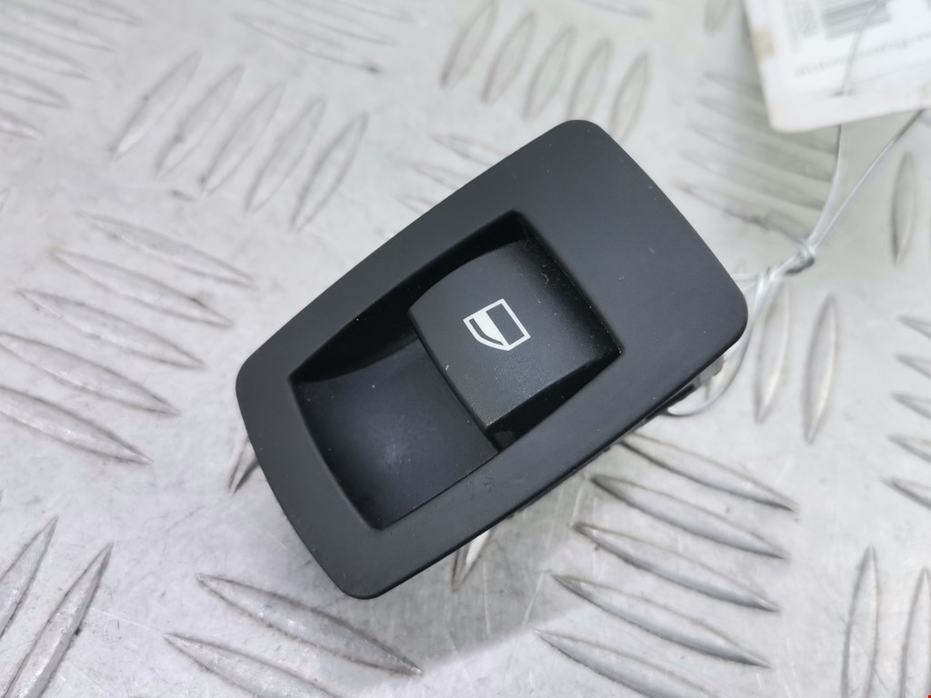 Кнопка стеклоподъемника BMW 3er E90/E91 2005-2012