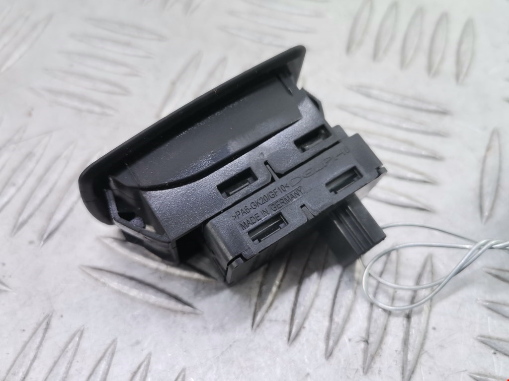 Кнопка стеклоподъемника BMW 3er E90/E91 2005-2012