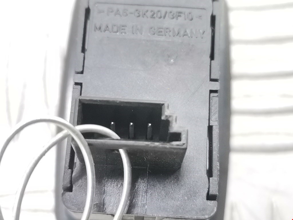 Кнопка стеклоподъемника BMW 3er E90/E91 2005-2012