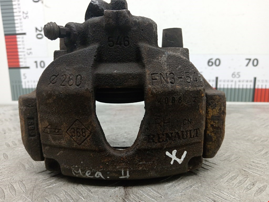 Суппорт передний правый RENAULT Megane II 2002-2009