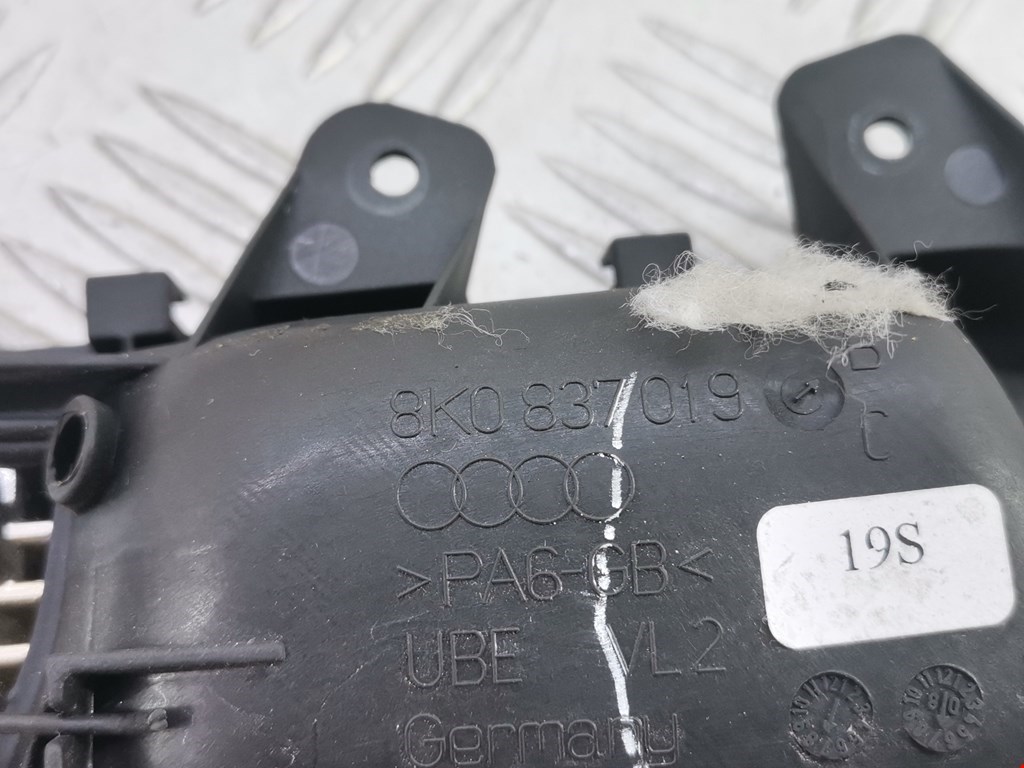 Ручка дверная передняя внутренняя левая AUDI A4 B8 2007-2015