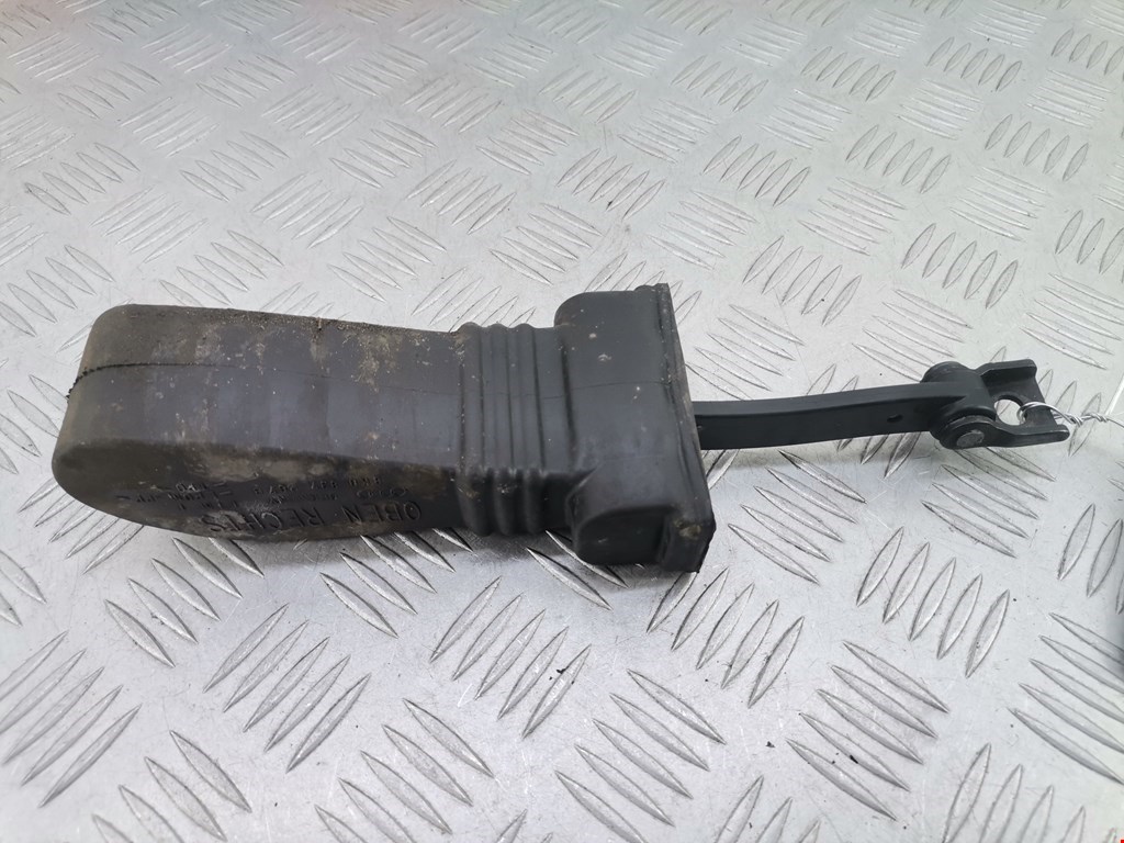 Ограничитель открывания двери AUDI A4 B8 2007-2015