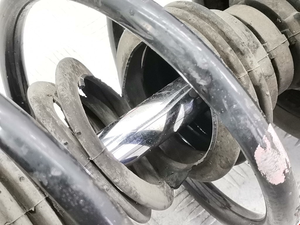 Амортизатор передний правый RENAULT Megane II 2002-2009