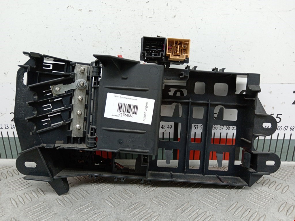 Датчик уровня в бачок омывателя AUDI A6 C6 2004-2010