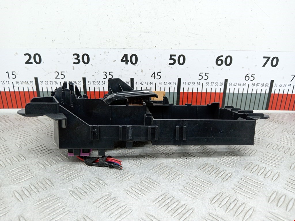 Датчик уровня в бачок омывателя AUDI A6 C6 2004-2010