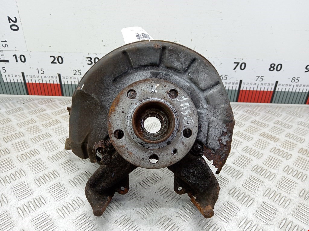 Ступица передняя левая VOLKSWAGEN Polo IV 2001-2009