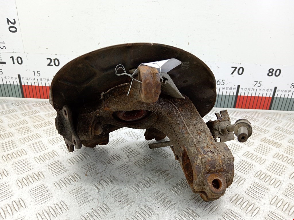 Ступица передняя левая VOLKSWAGEN Polo IV 2001-2009