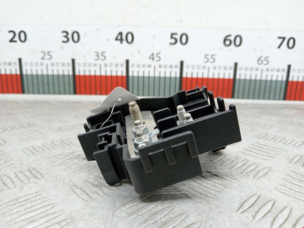 Датчик уровня в бачок омывателя AUDI A6 C6 2004-2010