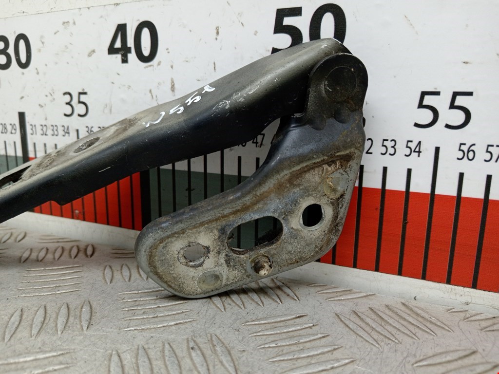 Петля капота левая/правая AUDI A6 C6 2004-2010