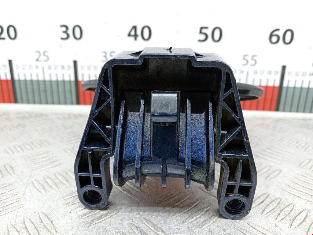 Лючок бензобака KIA Carens 2006-2012