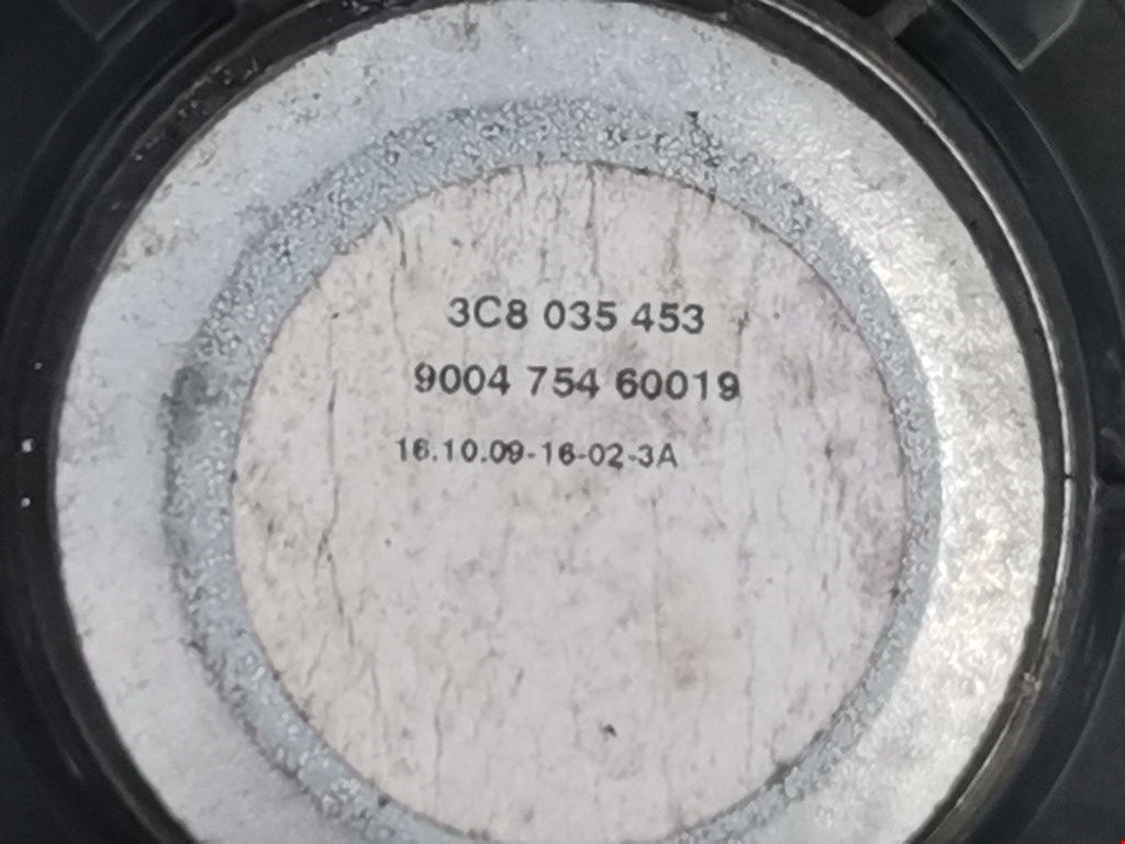 Динамик VOLKSWAGEN Passat B6 2005-2011